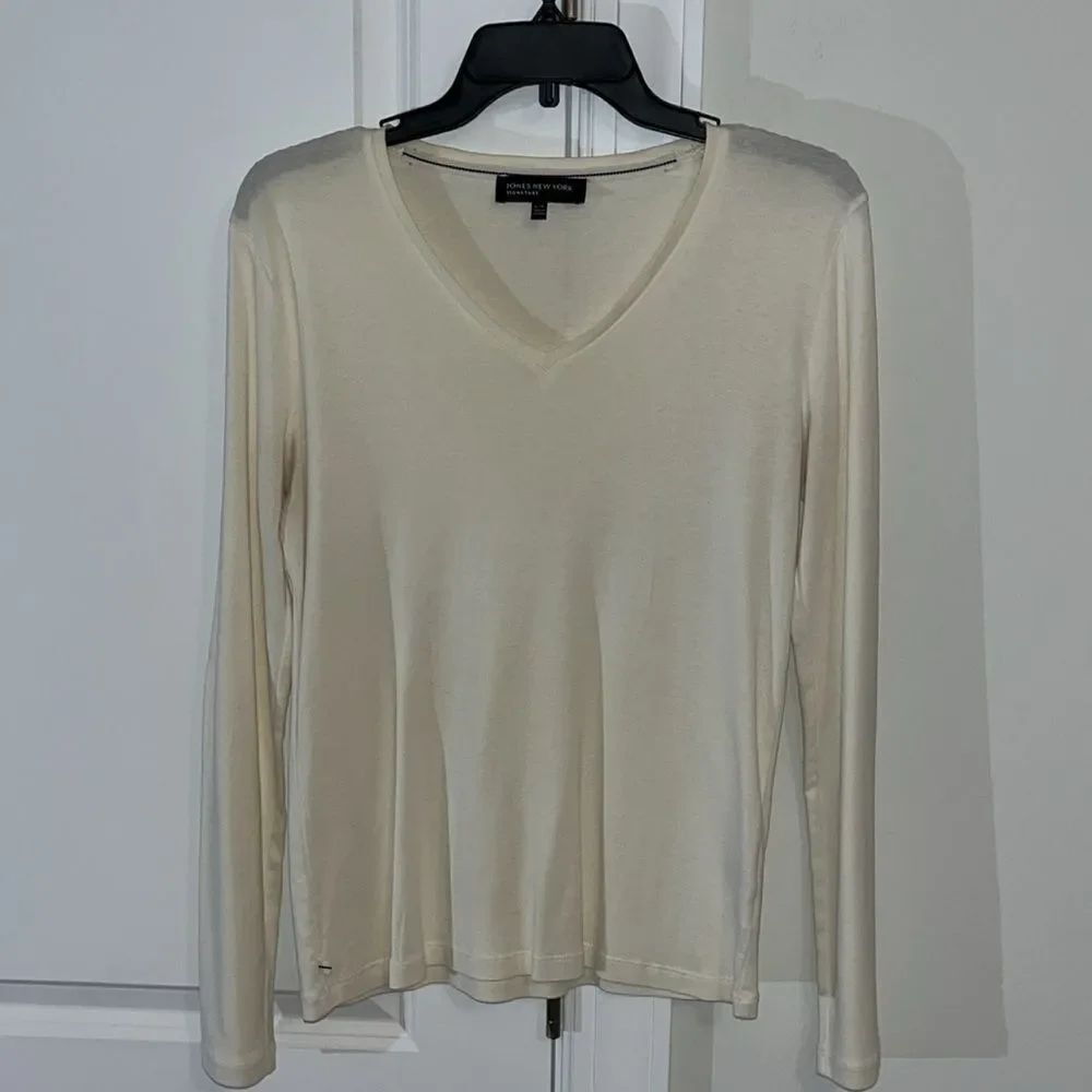 Jones New York signature long sleeve Semi Fitted Activewear Shirt L Cotton